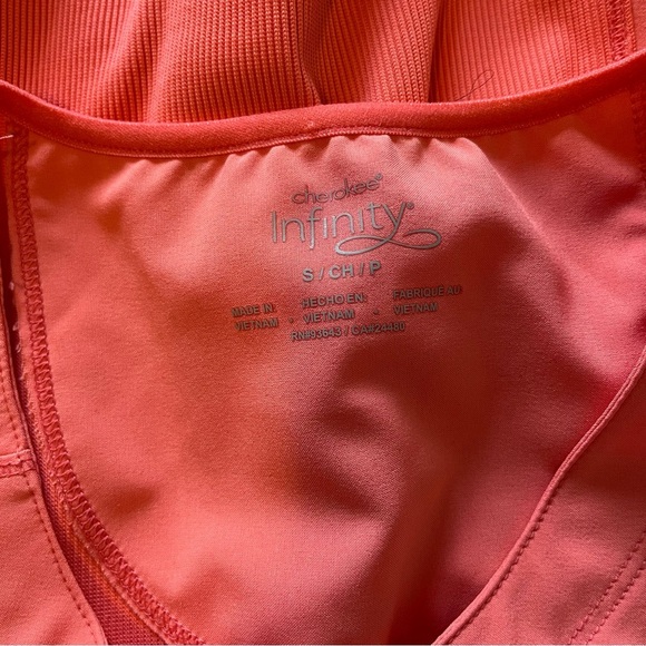 Cherokee Infinity Size Small Peach / Salmon Dri Fit Scrub Top - Picture 7 of 7